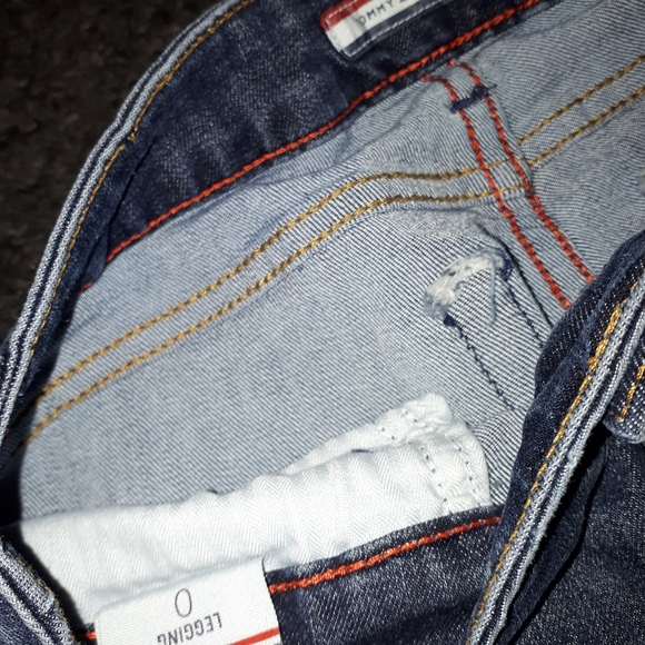 Tommy Hilfiger jeans - Picture 2 of 2